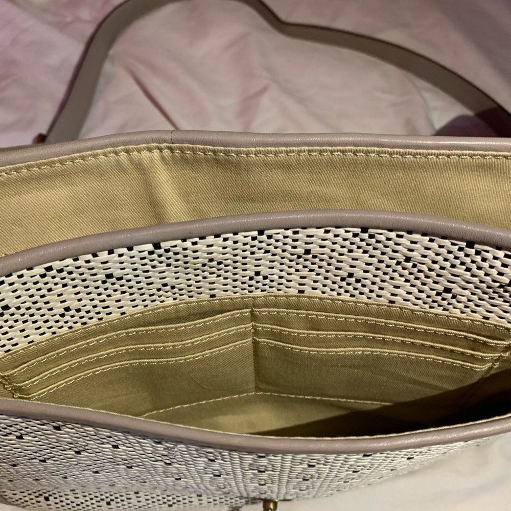 discontinued fossil purse cross body.